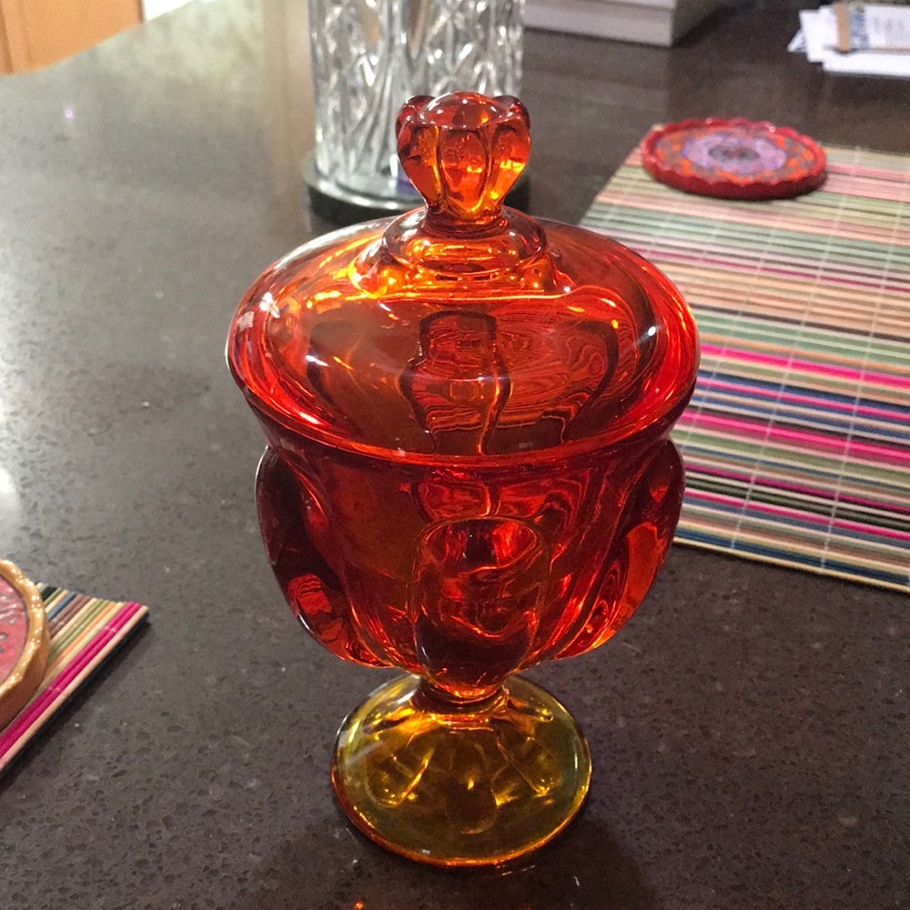 Beautiful vintage heavy candy dish